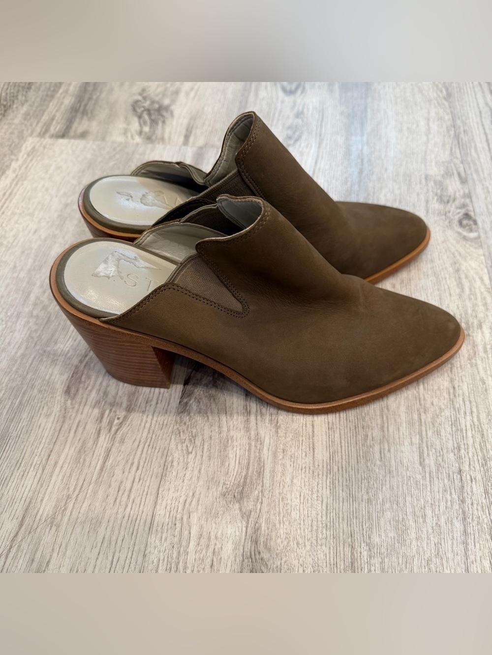 1. State Olive Green Leather Mule Heels Size 9